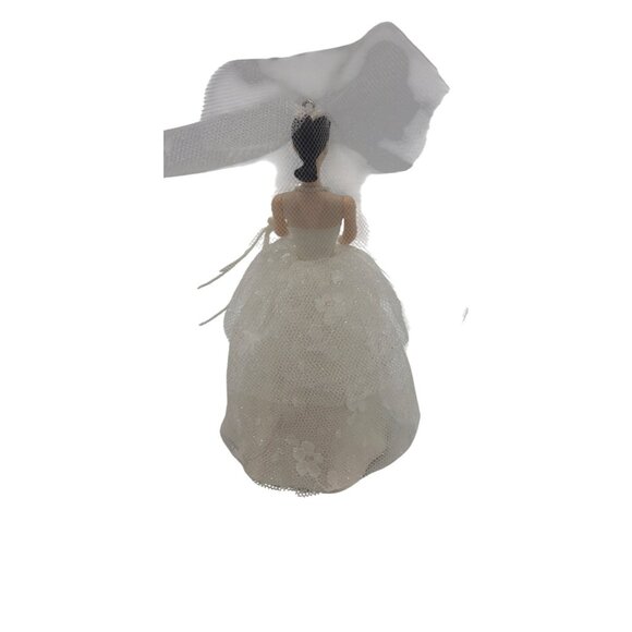 Hallmark Ornament Barbie ONLY Wedding Day 1959-1962 Brunette Christmas 1997 Ed V - Picture 2 of 3